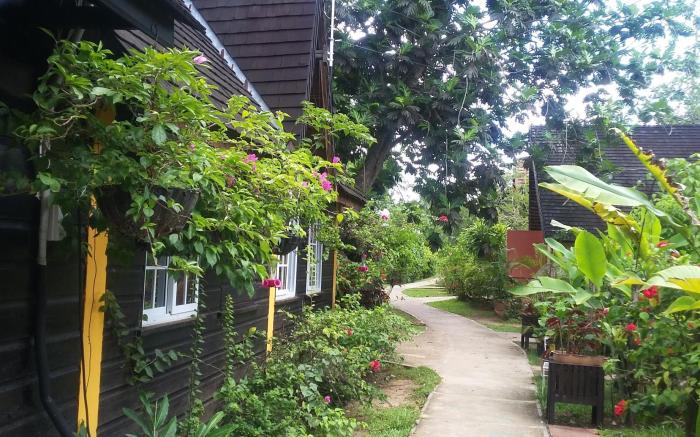 Firefly Beach Cottages