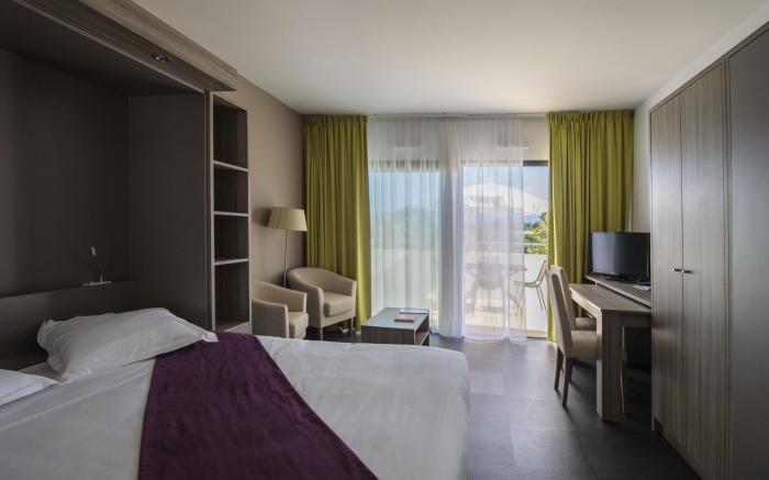 Hotel  Suite Home