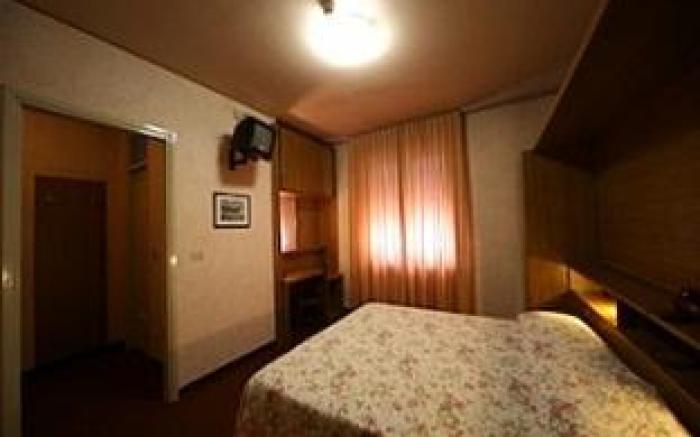 Hotel Roma