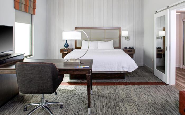 Hampton Inn & Suites Pittsburg Kansas Crossing