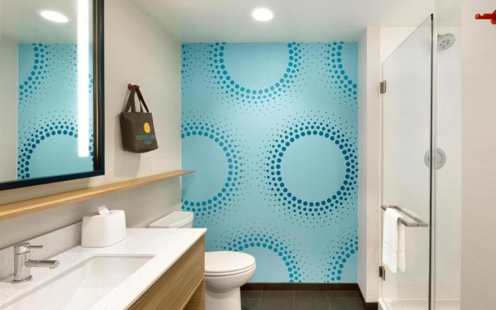 Tru by Hilton Lancaster East