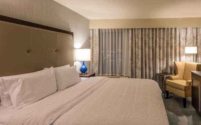 Hampton Inn and Suites Jackson Downtown Coliseum