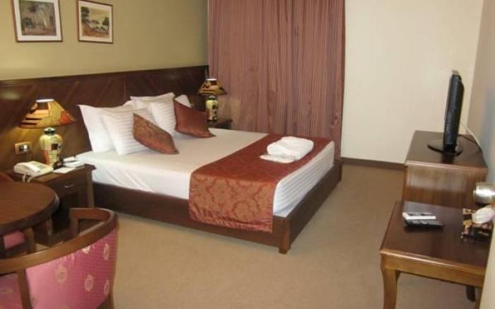 Madisson Hotel