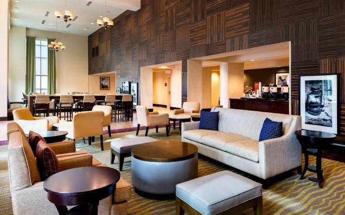Hampton Inn & Suites National Harbor/Alexandria Area