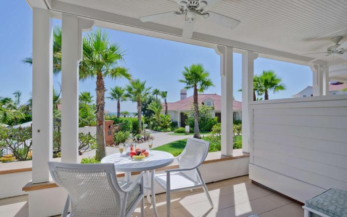 Beach Village at The Del, LXR Hotels & Resorts