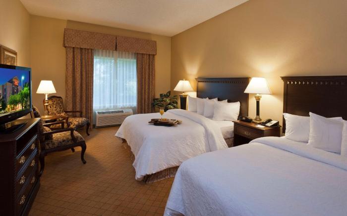 Hampton Inn and Suites Wellington