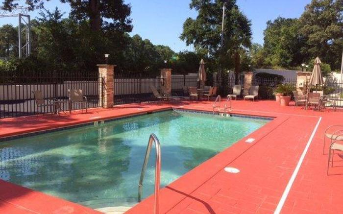 Holiday Inn Express & Suites Mobile West - I-10 By IHG