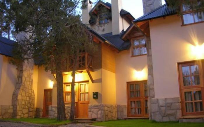 Apart Hotel Bungalows El Viejo Cipres