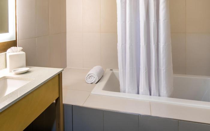 Red Lion Inn & Suites Everett