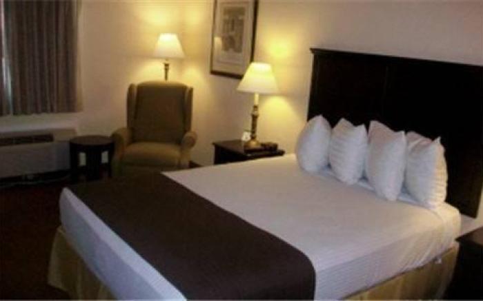 Baymont by Wyndham Kansas City KU Medical Center