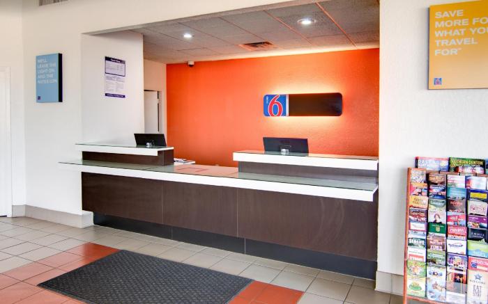 Motel 6 Mount Pleasant, TX