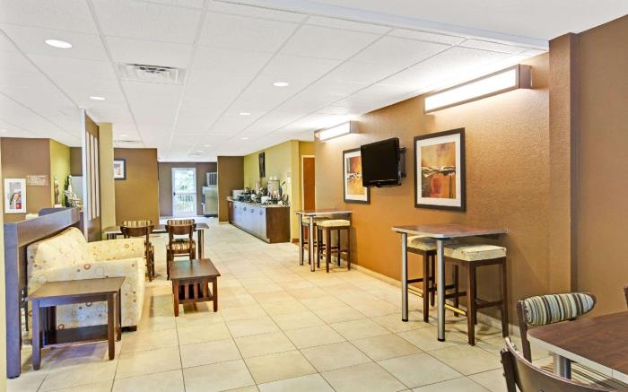 Microtel Inn & Suites by Wyndham Bryson City