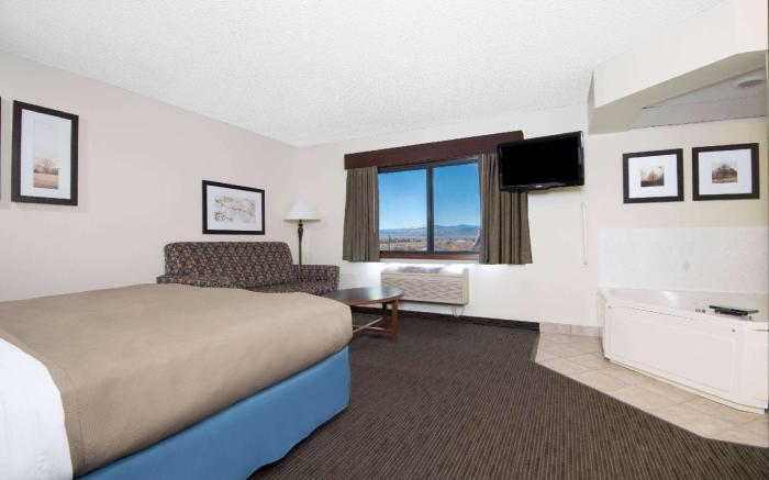 AmericInn by Wyndham Windsor Ft. Collins