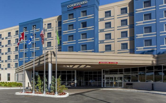 Courtyard by Marriott Montreal West Island/Baie D’Urfe