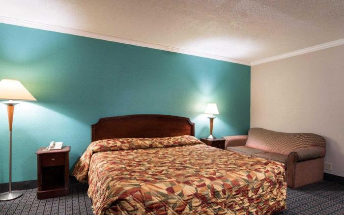 Rodeway Inn