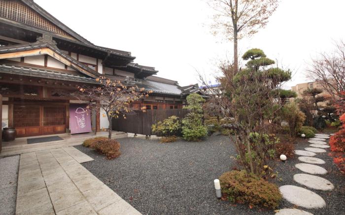 Fuji Onsenji Yumedono Ryokan