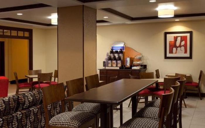 Holiday Inn Express and Suites Atlanta-Johns Creek By IHG