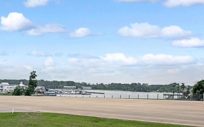 Quality Inn Montgomery - Lake Conroe