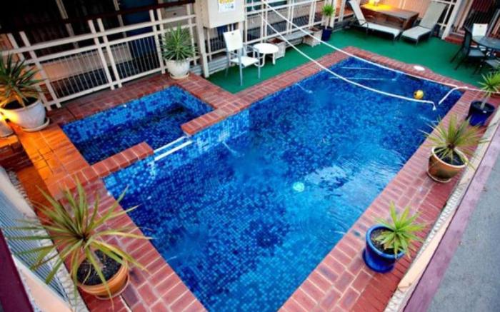 MAS Country  Riverboat Lodge Motor Inn