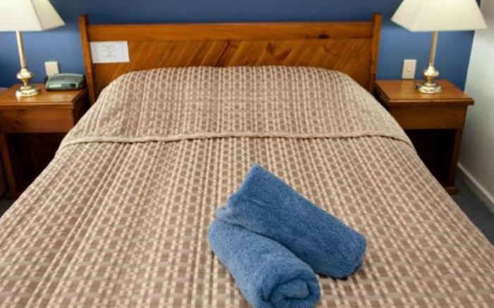 MAS Country  Riverboat Lodge Motor Inn