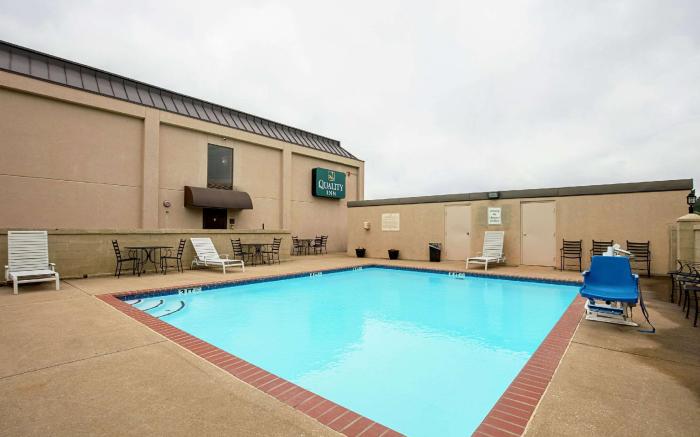 Quality Inn Holly Springs South