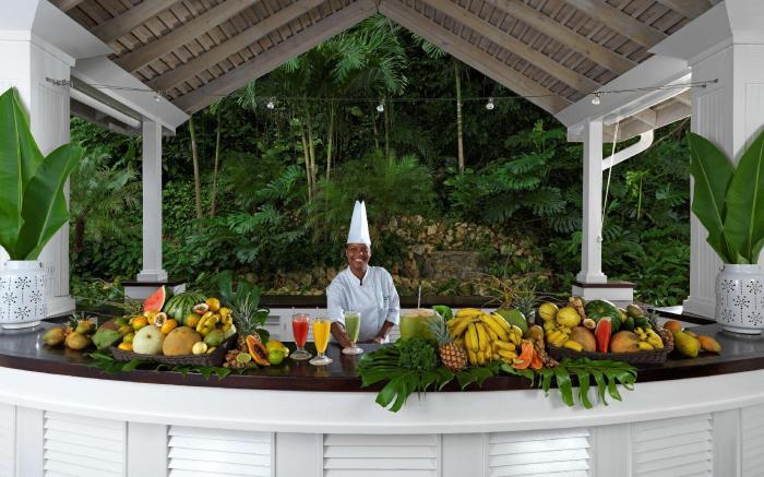Round Hill Hotel & Villas