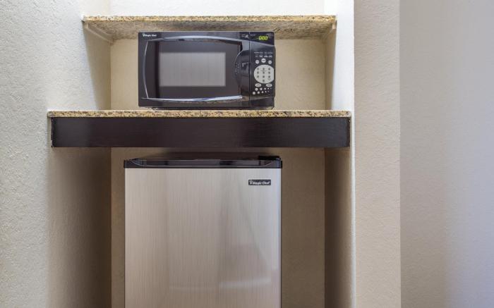 Comfort Inn & Suites Sarasota I75