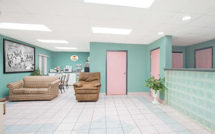 Super 8 By Wyndham Columbia