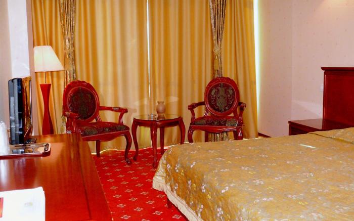 Regal Hotel