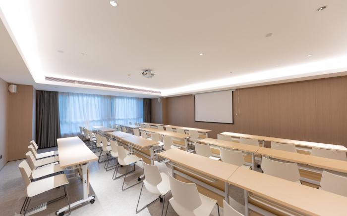 Ji Hotel Hejian Shijing Middle Road Auto Parts Center