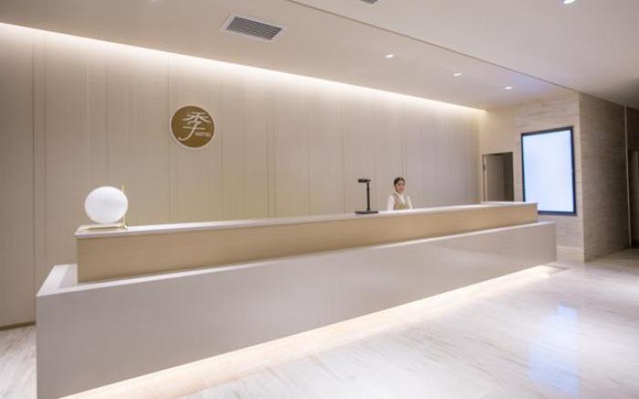 Ji Hotel Urumqi Railway Bureau Satellite Plaza