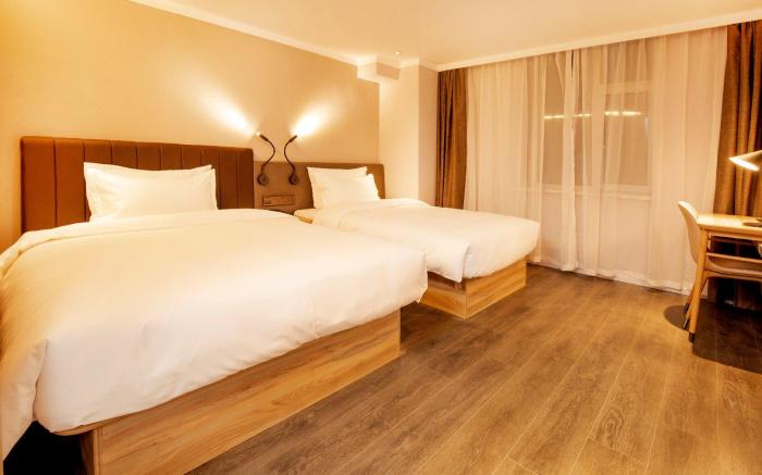 Hanting Premium Hotel Changchun Hongqi Street Wanda