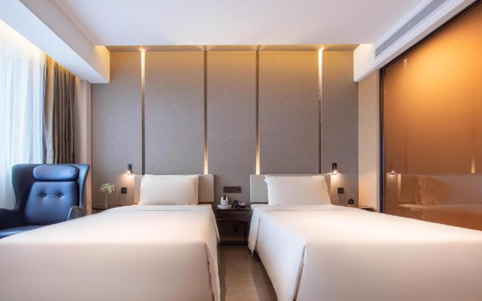 Atour Hotel Heze Ancient City Park