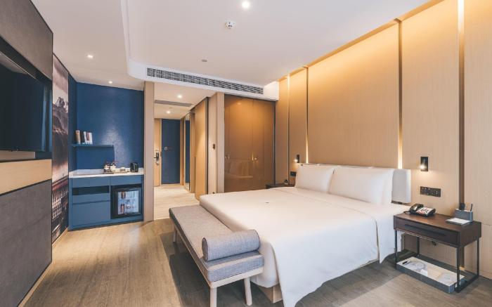 Atour Hotel Chengdu Tianfu New District Huayang Metro Station