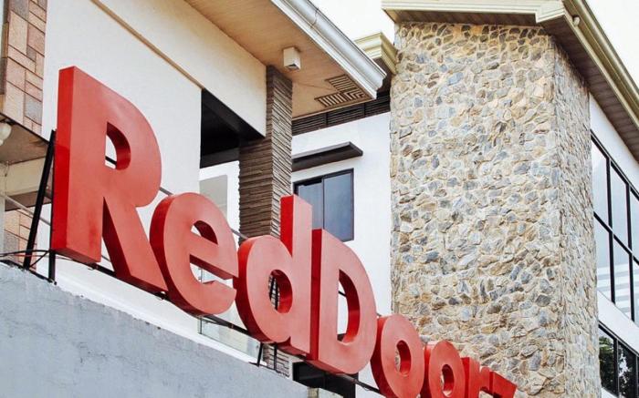 RedDoorz Hostel @ St. Paul Village LapuLapu