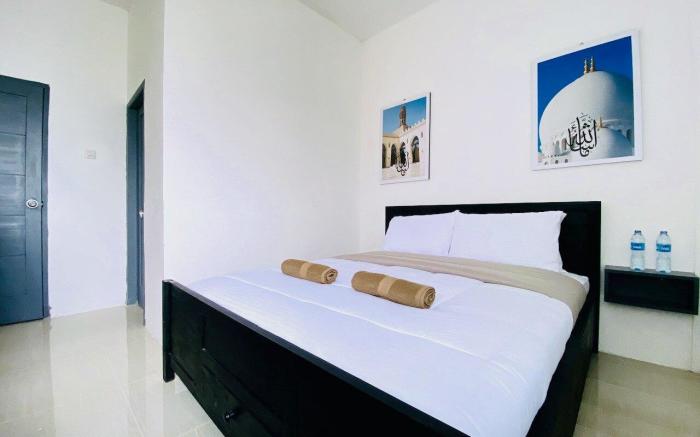 Ameera Inn Executive Room 1 @Patrakuningan