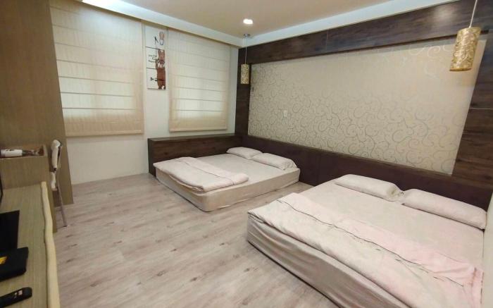 Tainan 台南昱家小巷6-8人包棟民宿