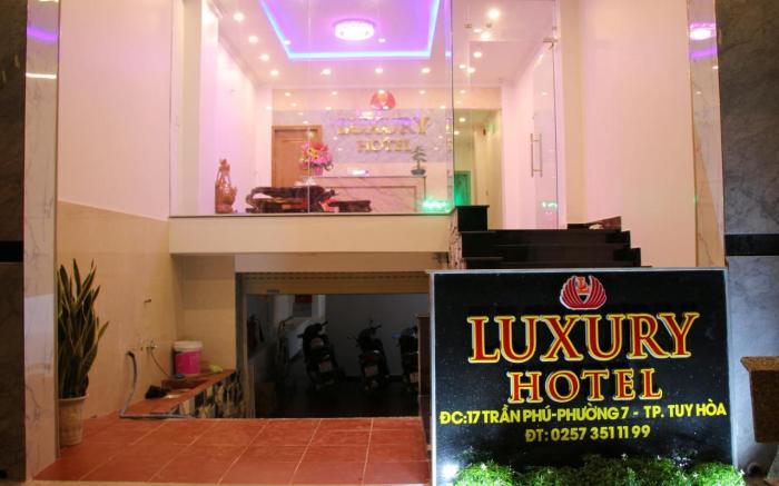 LUXURY HOTEL
