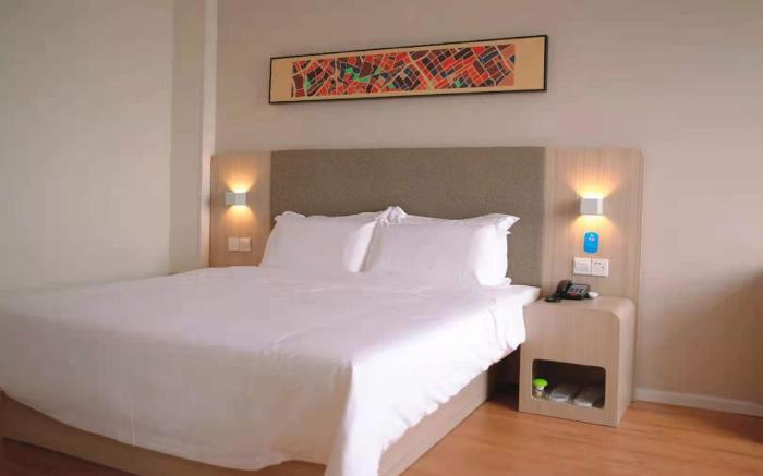 Hanting Hotel Kaifeng Millennium City Park
