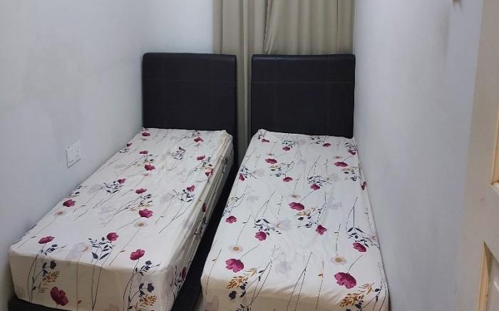 IPOH CITY HOMESTAY @ Kinta Riverfront  ( 15 pax) 