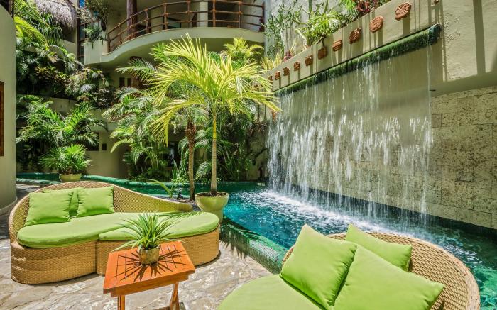 Maya Villa Condo Hotel
