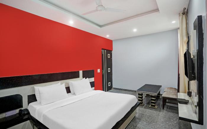 Hotel O Noida Grand