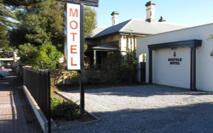 Norfolk Motor Inn