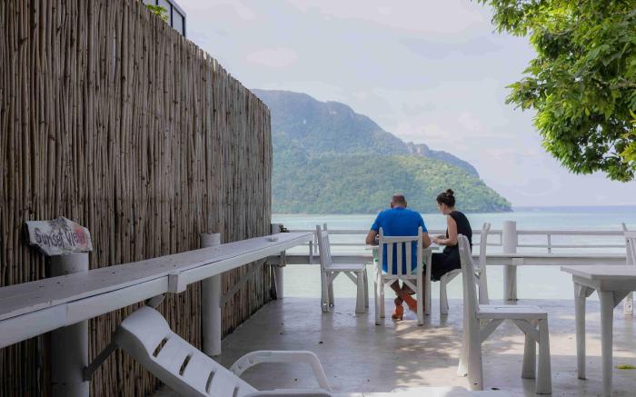 Phi Phi Cozy Seafront Resort