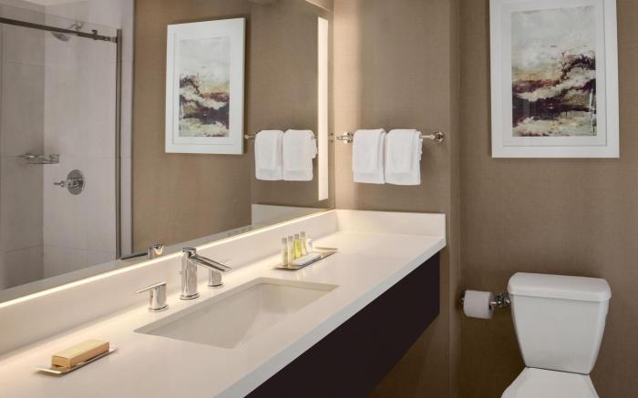 DoubleTree by Hilton Los Angeles - Norwalk