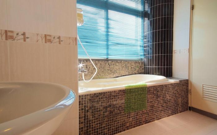 Chiao Yua Hotel