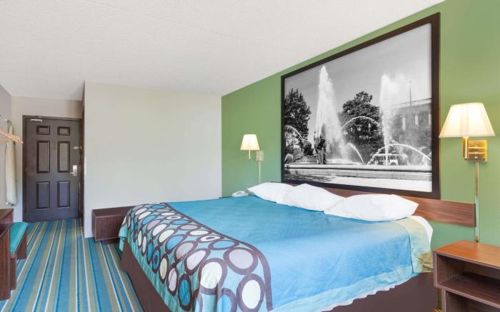 Super 8 By Wyndham Harrisburg Hershey West