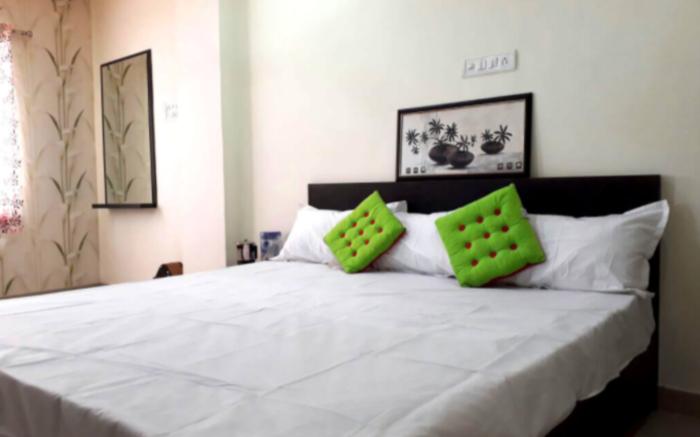 Hotel Amrit