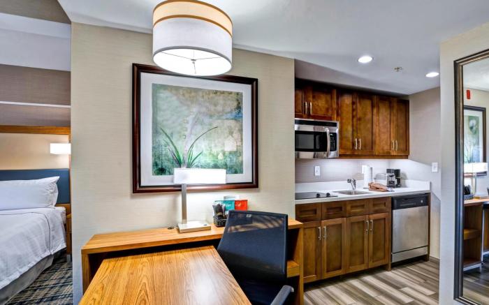 Homewood Suites by Hilton Boston Brookline-Longwood Medical