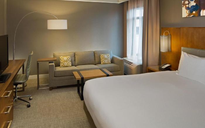 Hilton Garden Inn Atlanta - Buckhead
